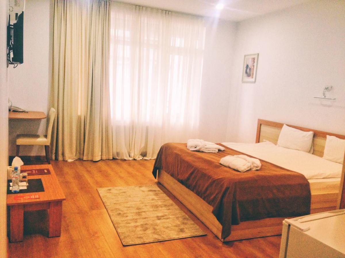 Hotel Marseille Batum Dış mekan fotoğraf